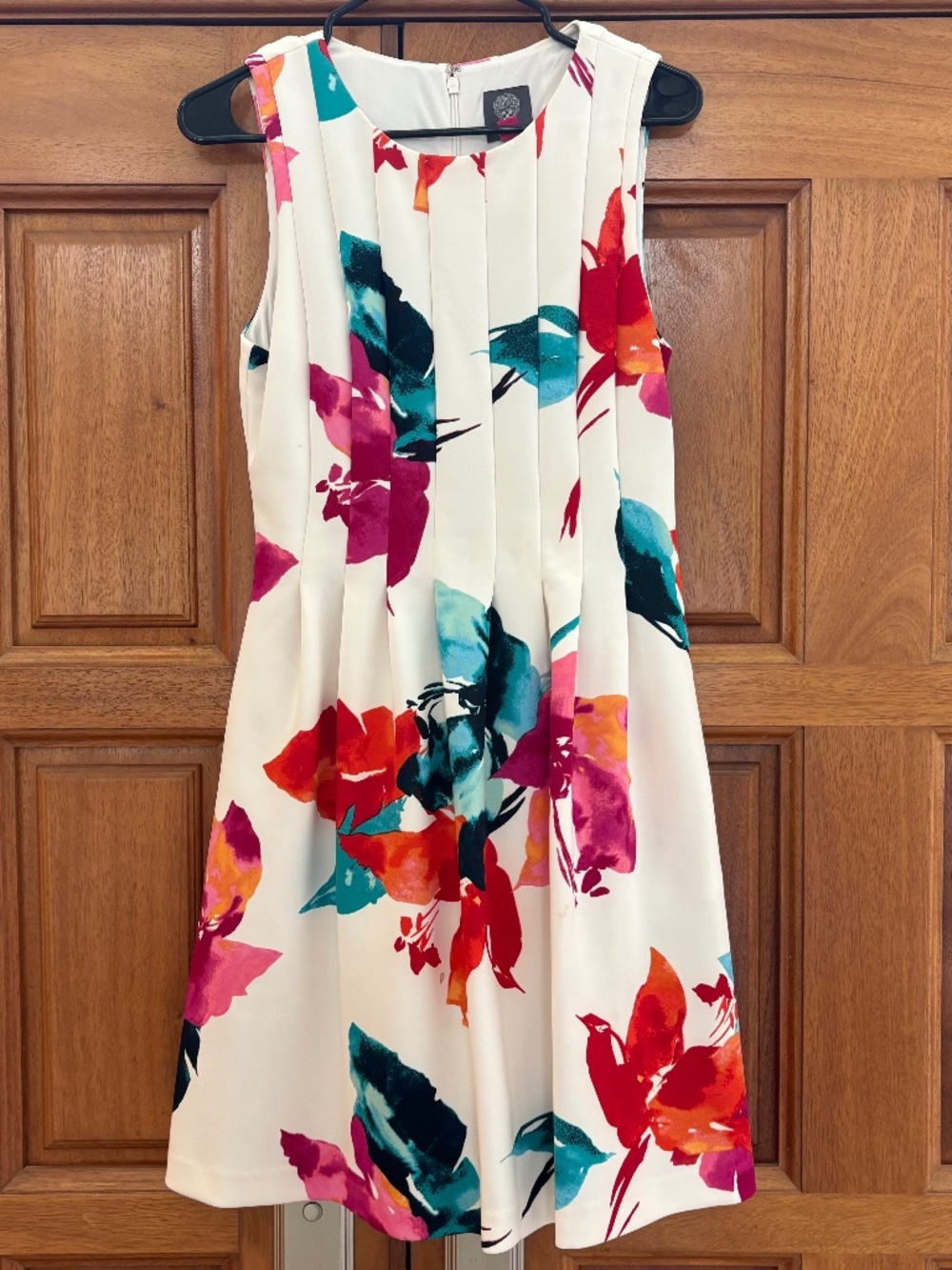 Vince Camuto Pleated Fit & Flare Dress Sz 8 | Painterly Floral | Pockets | Lined